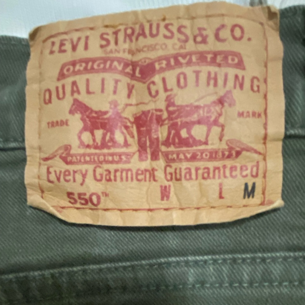 Levi's Women's Relaxed Jeans in Olive